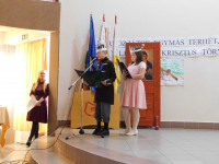 Kép szöveg